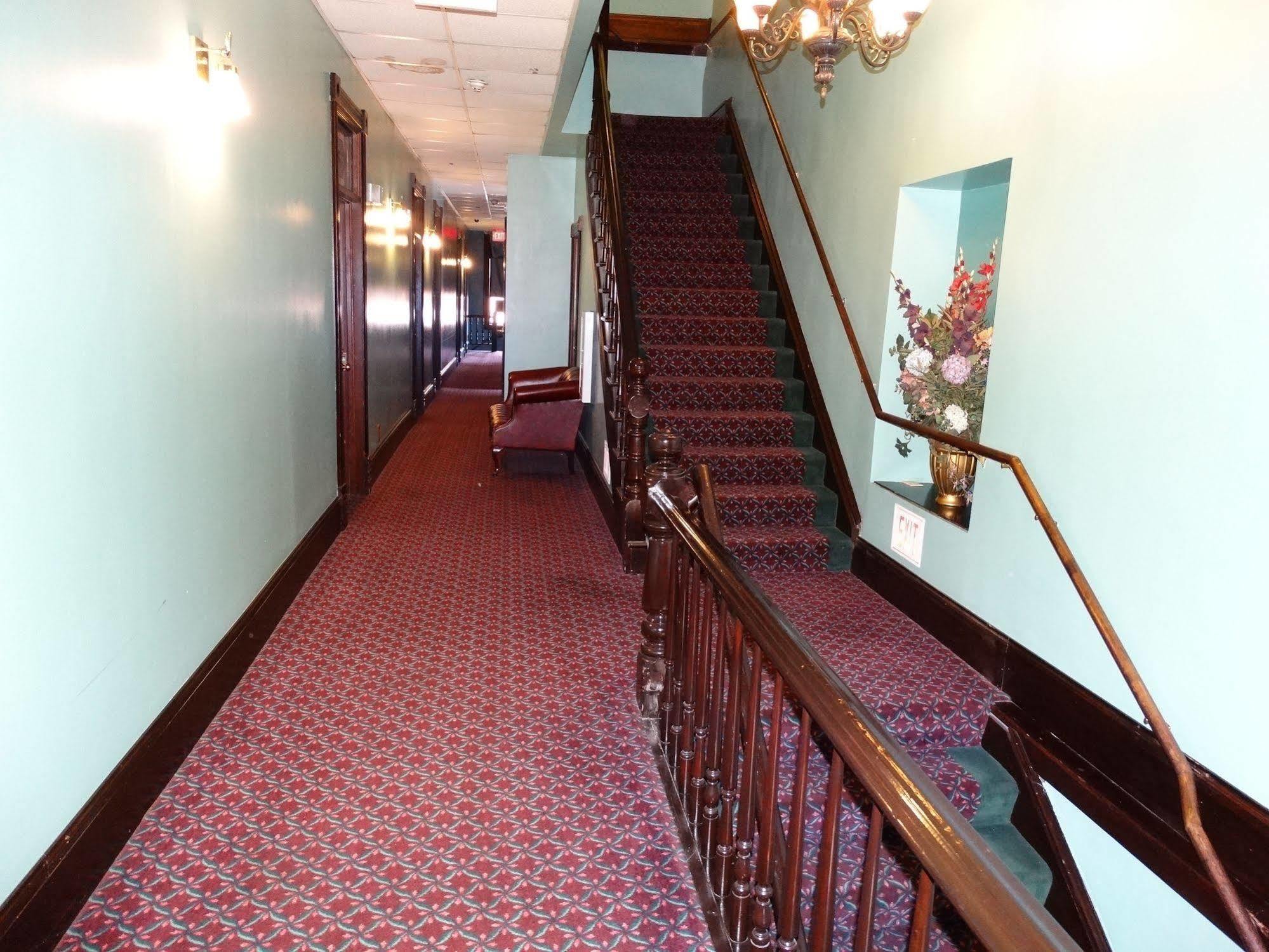 Historic Iron Horse Inn - Дедвуд Екстер'єр фото